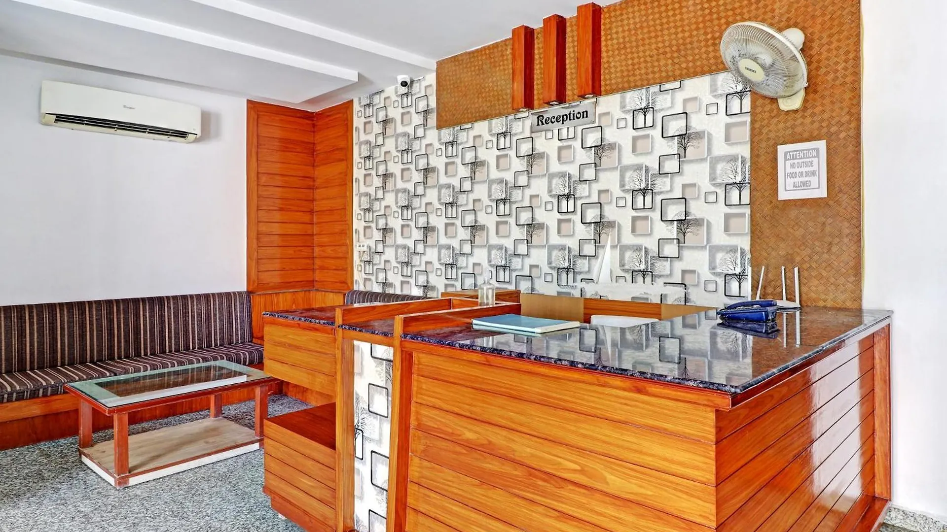Hotel The Golden Bird Агра 3*,  Индия